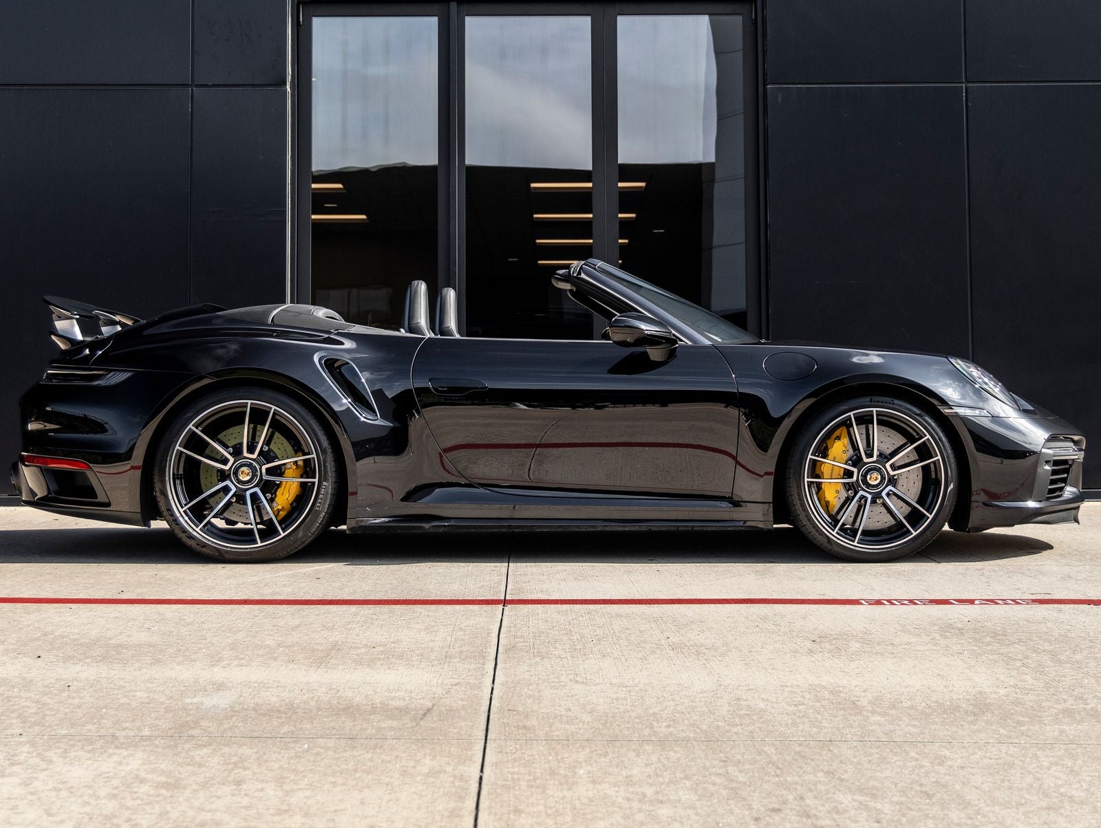 2023 Porsche 911 911 Turbo S Cabriolet (MY23)
