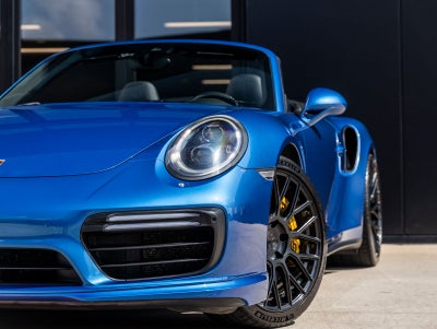 2017 Porsche 911 911 Turbo S Cabriolet