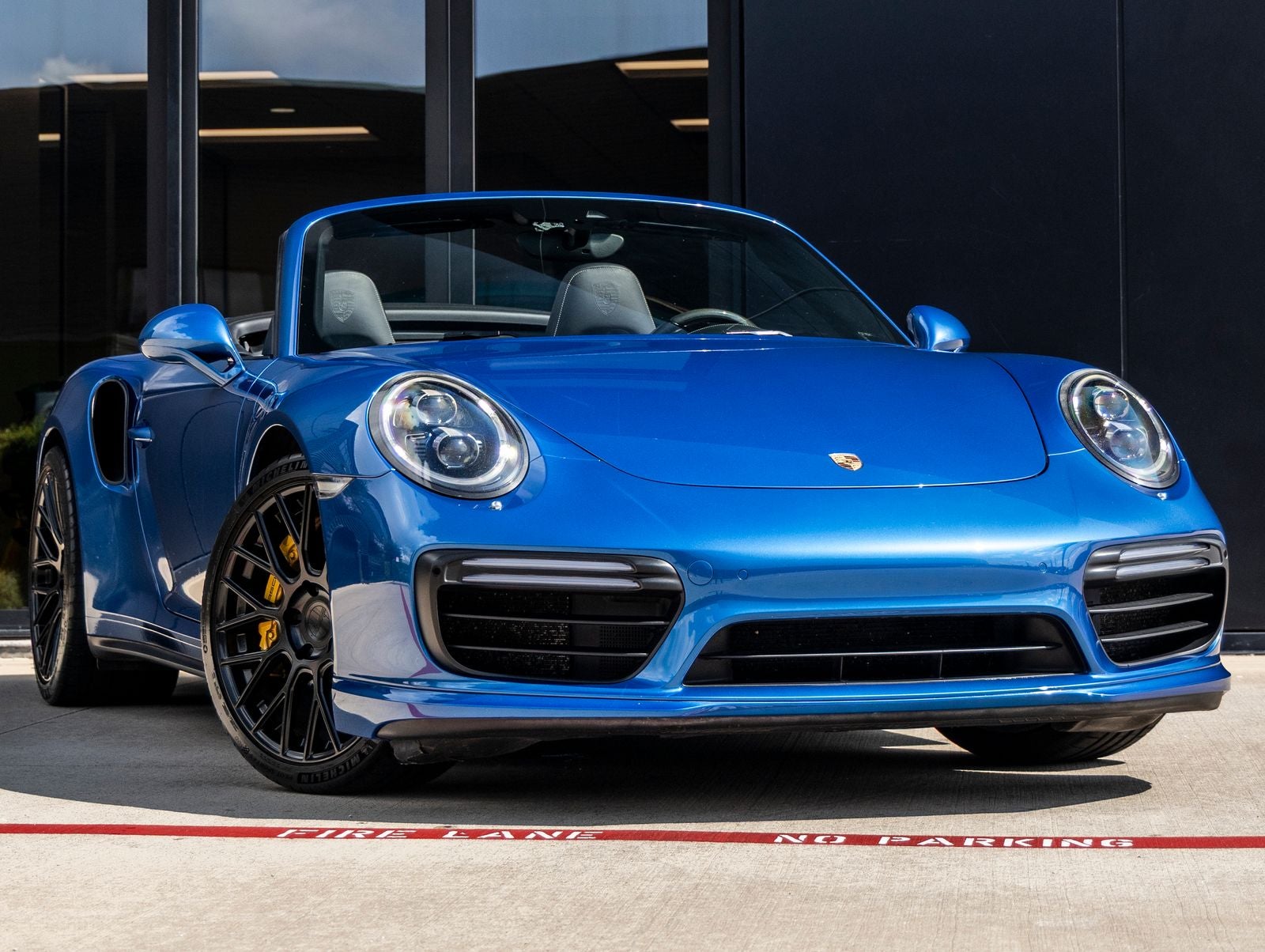 2017 Porsche 911 911 Turbo S Cabriolet