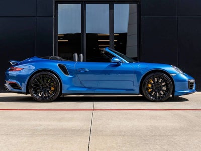 2017 Porsche 911 911 Turbo S Cabriolet