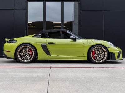2025 Porsche 718 Spyder RS