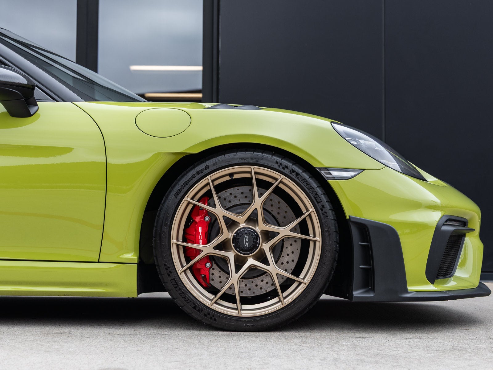 2025 Porsche 718 Spyder RS