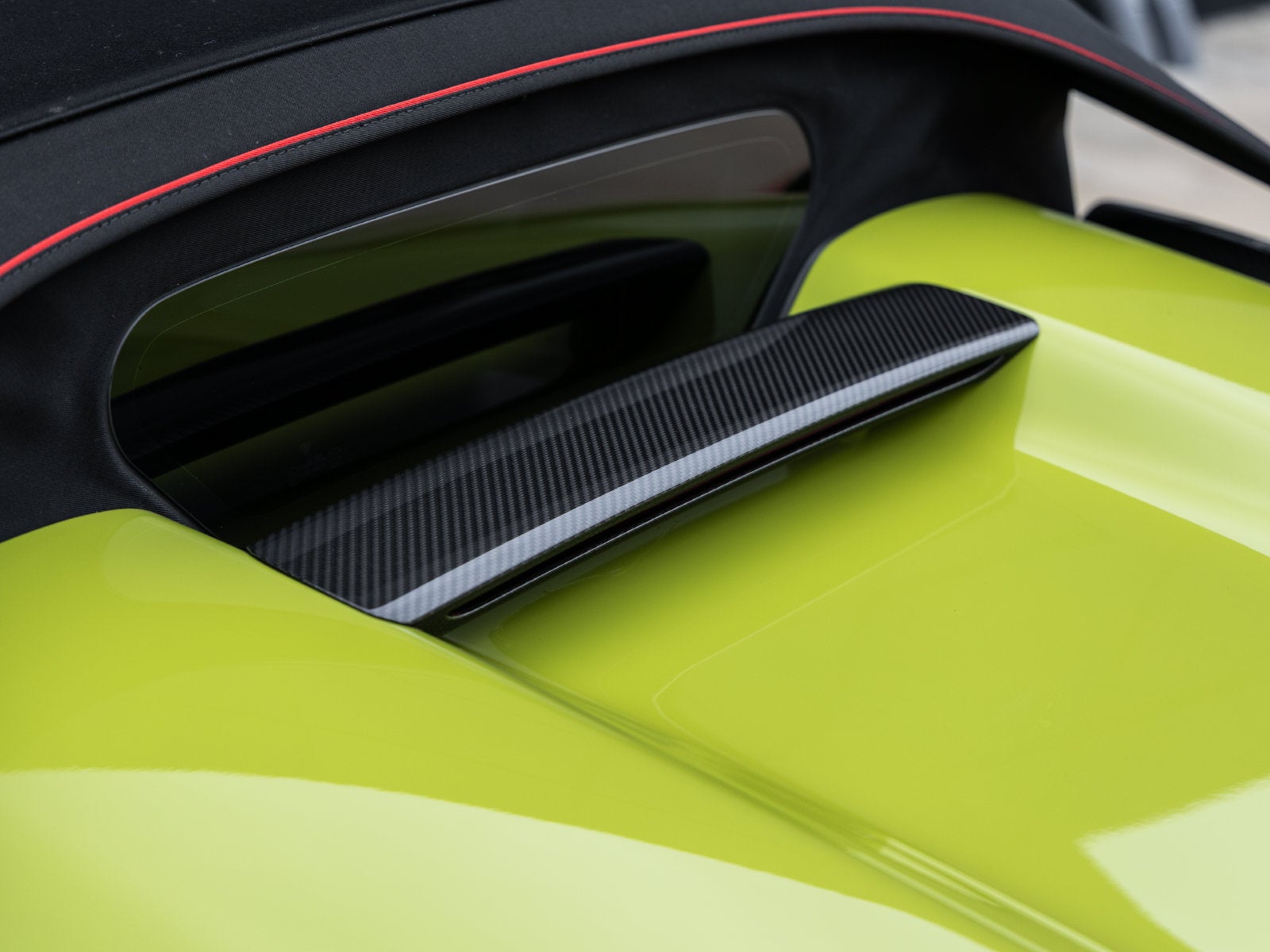 2025 Porsche 718 Spyder RS