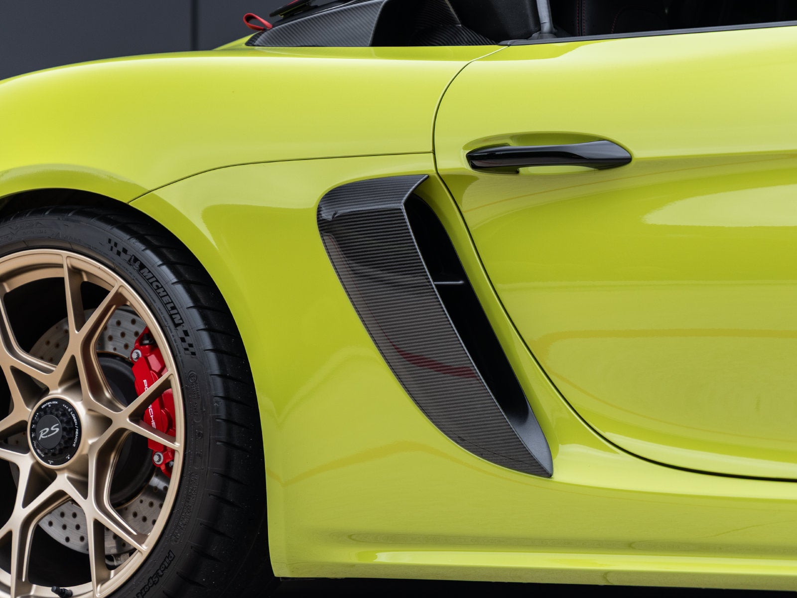 2025 Porsche 718 Spyder RS