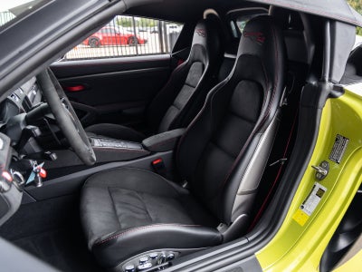 2025 Porsche 718 Spyder RS