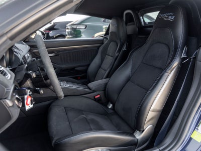 2024 Porsche 718 Spyder RS