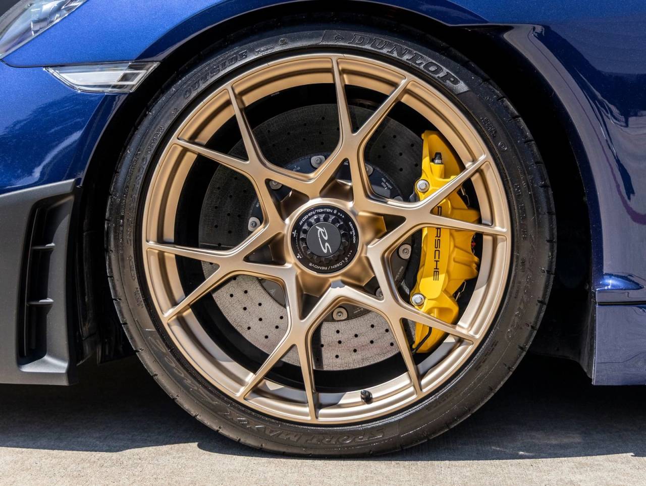 2024 Porsche 718 Spyder RS