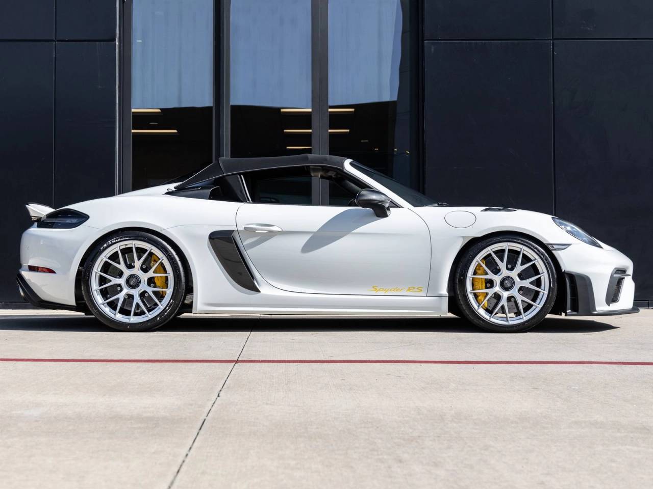 2025 Porsche 718 718 Spyder RS