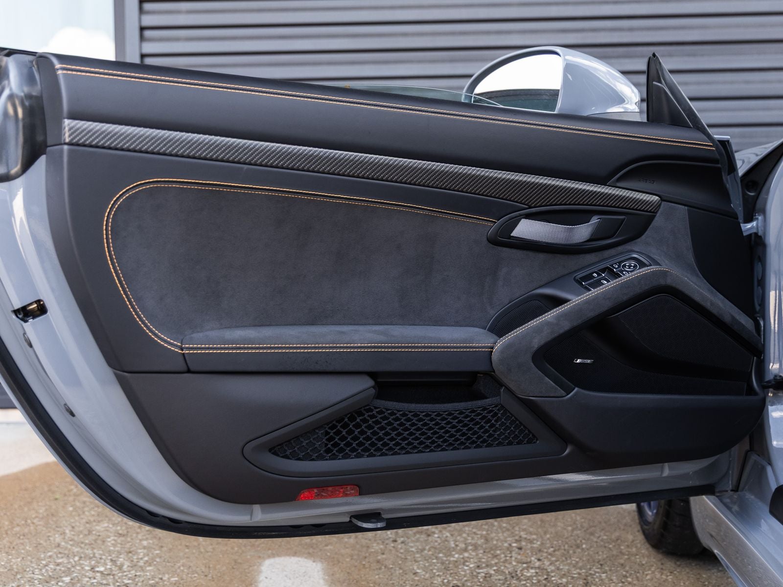 2025 Porsche 718 Spyder RS
