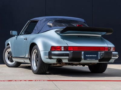 1988 Porsche 911 Carrera Cabriolet