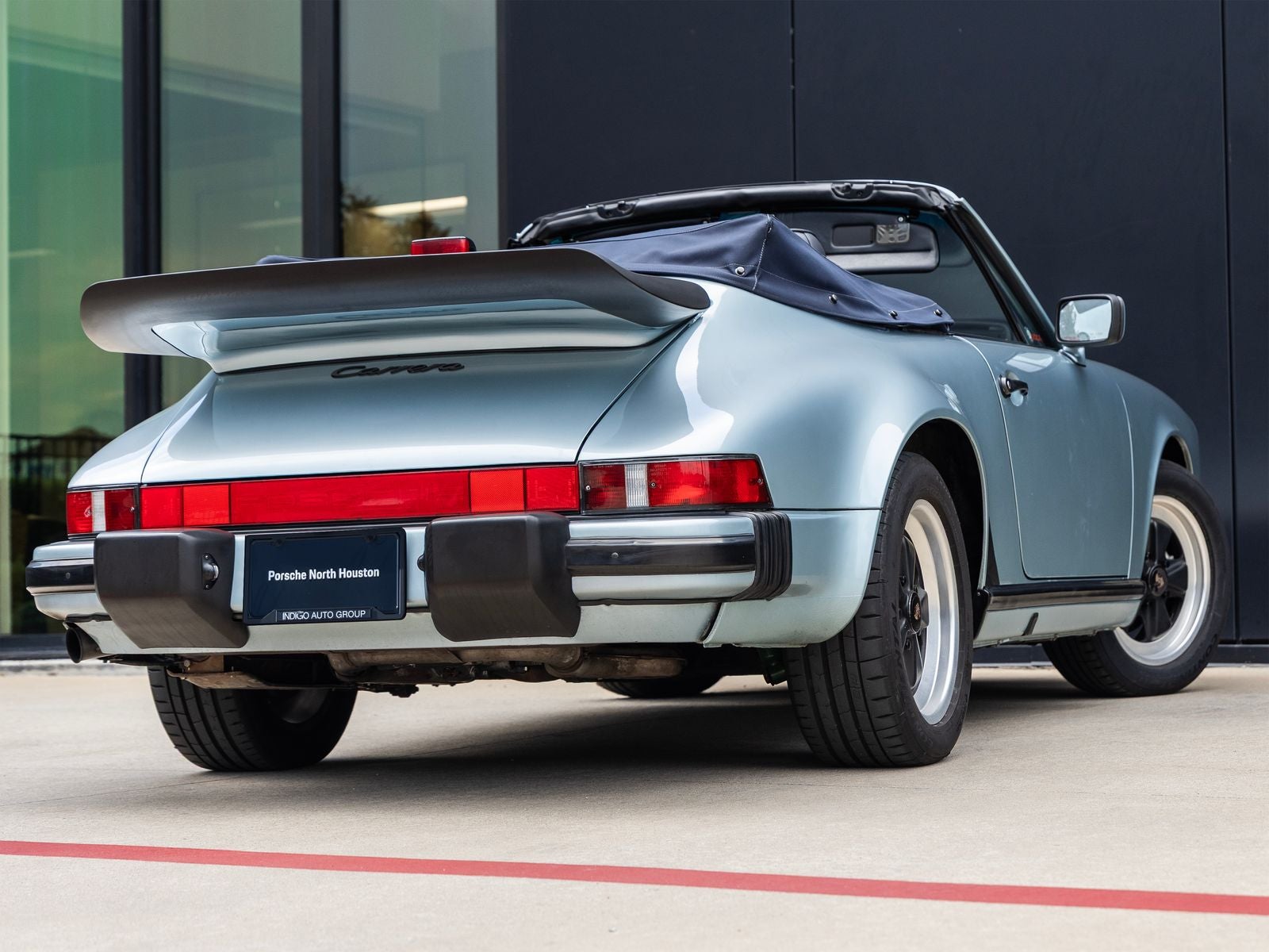 1988 Porsche 911 Carrera Cabriolet