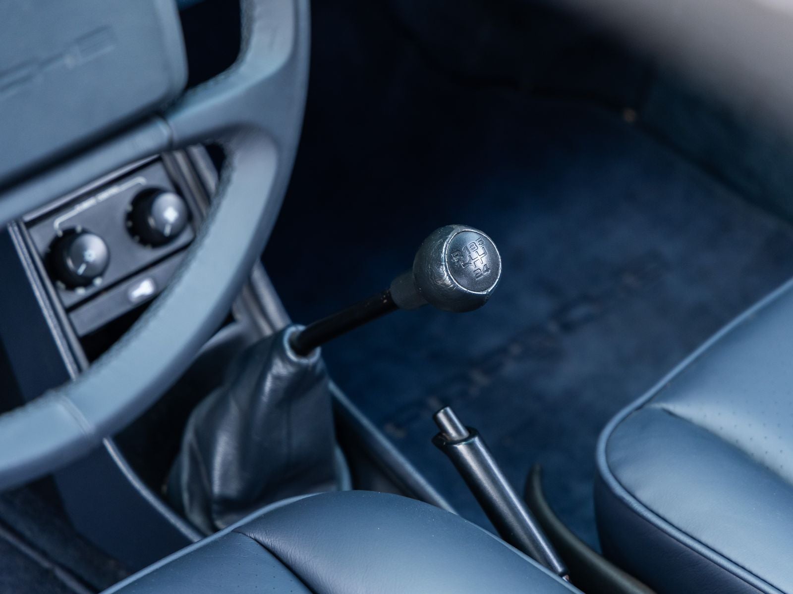1988 Porsche 911 Carrera Cabriolet