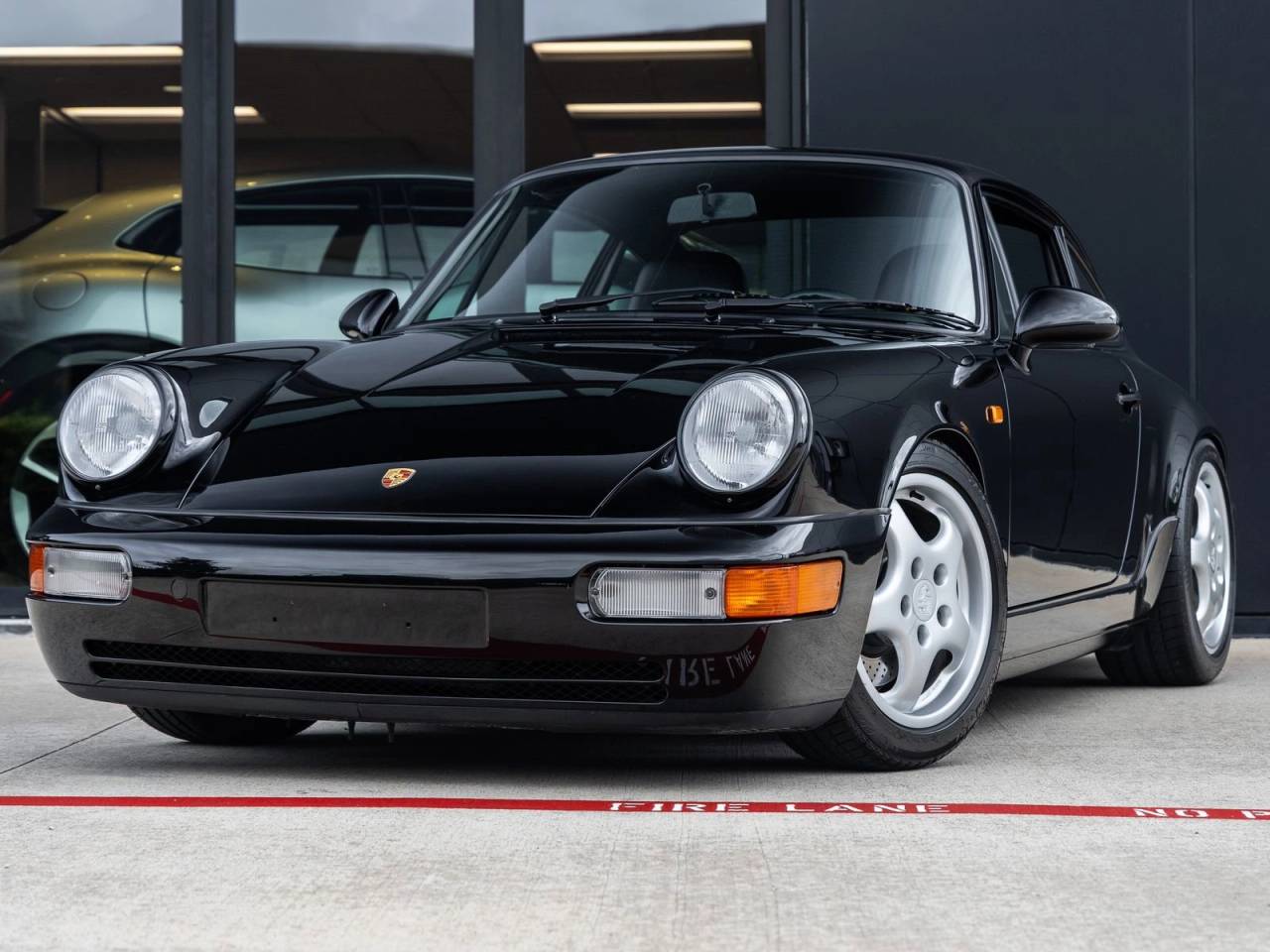 1992 Porsche 911 Carrera 2