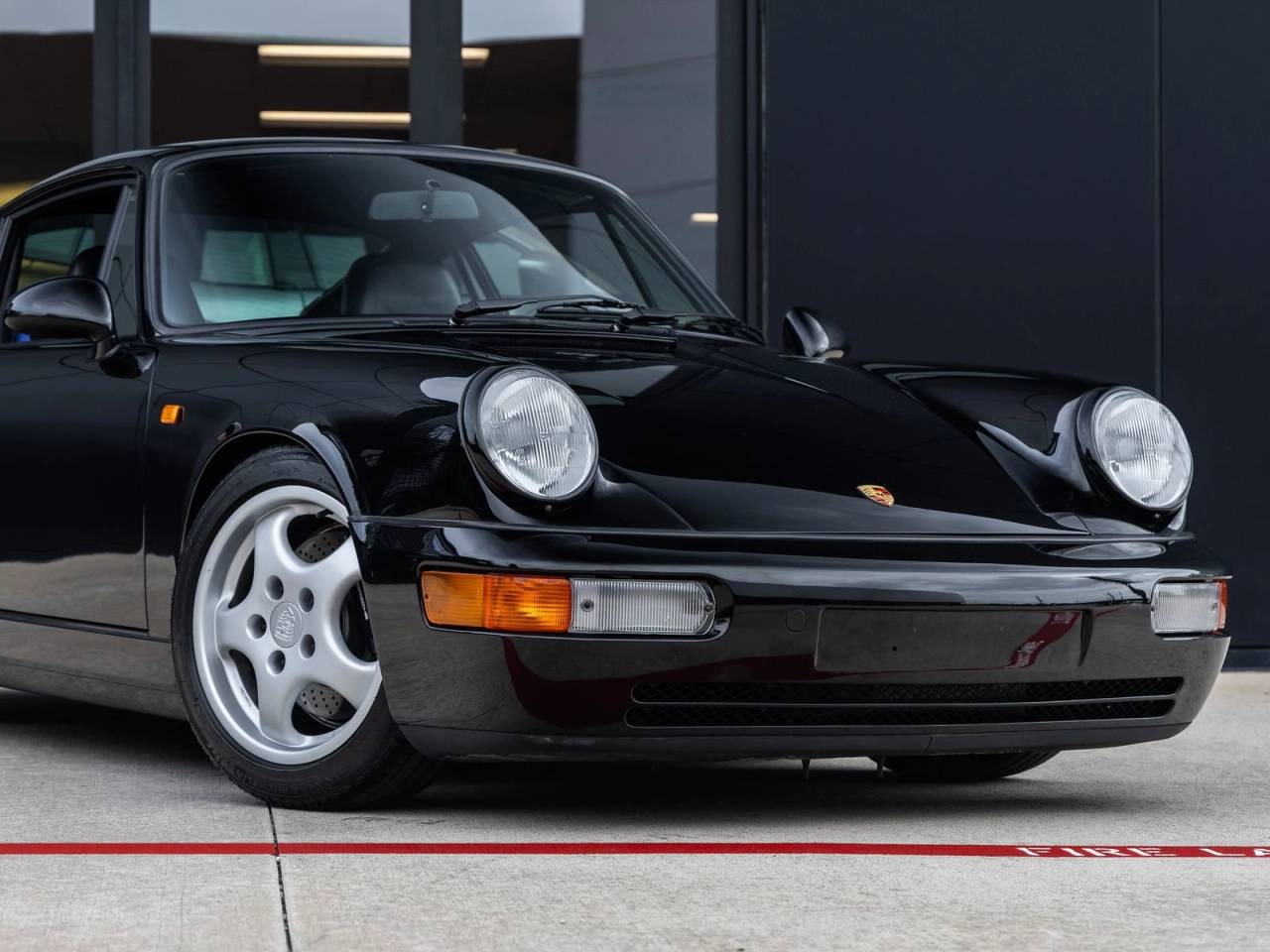 1992 Porsche 911 Carrera 2