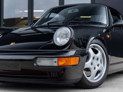 1992 Porsche 911 Carrera 2