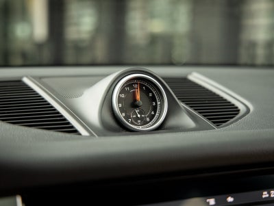 2021 Porsche Macan Macan