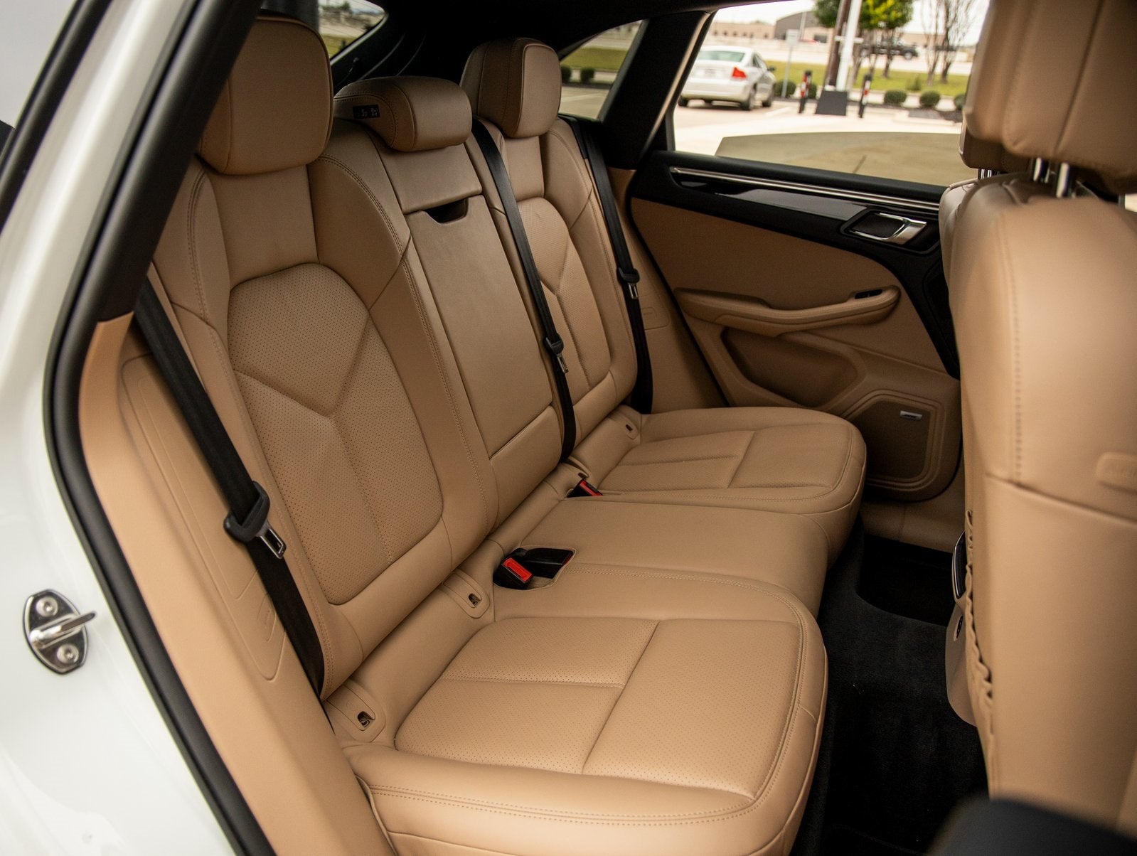 2021 Porsche Macan Macan