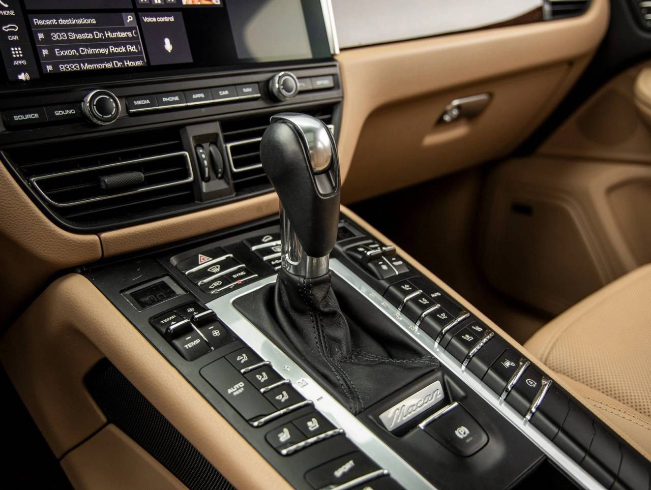 2021 Porsche Macan Macan