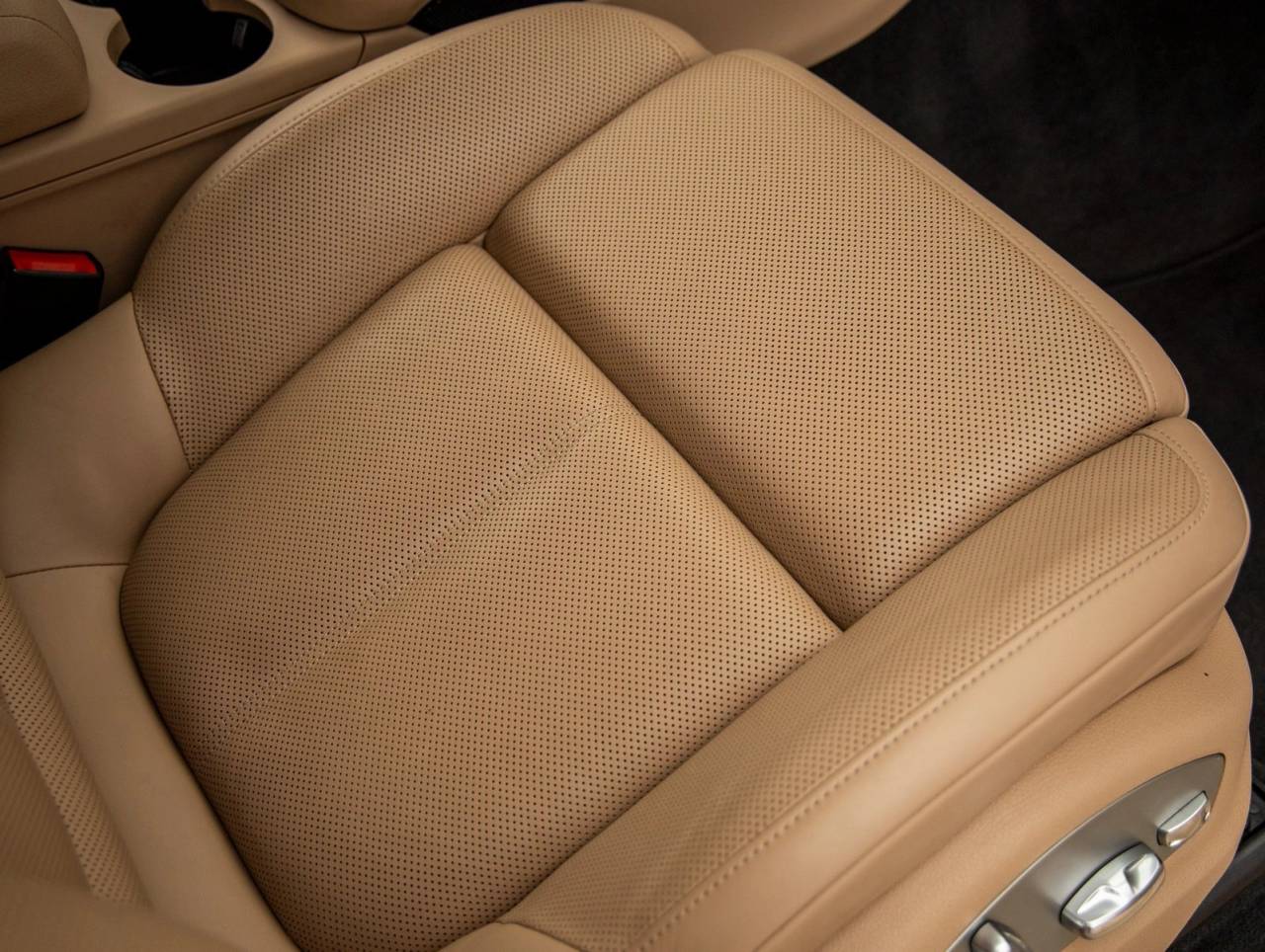 2021 Porsche Macan Macan