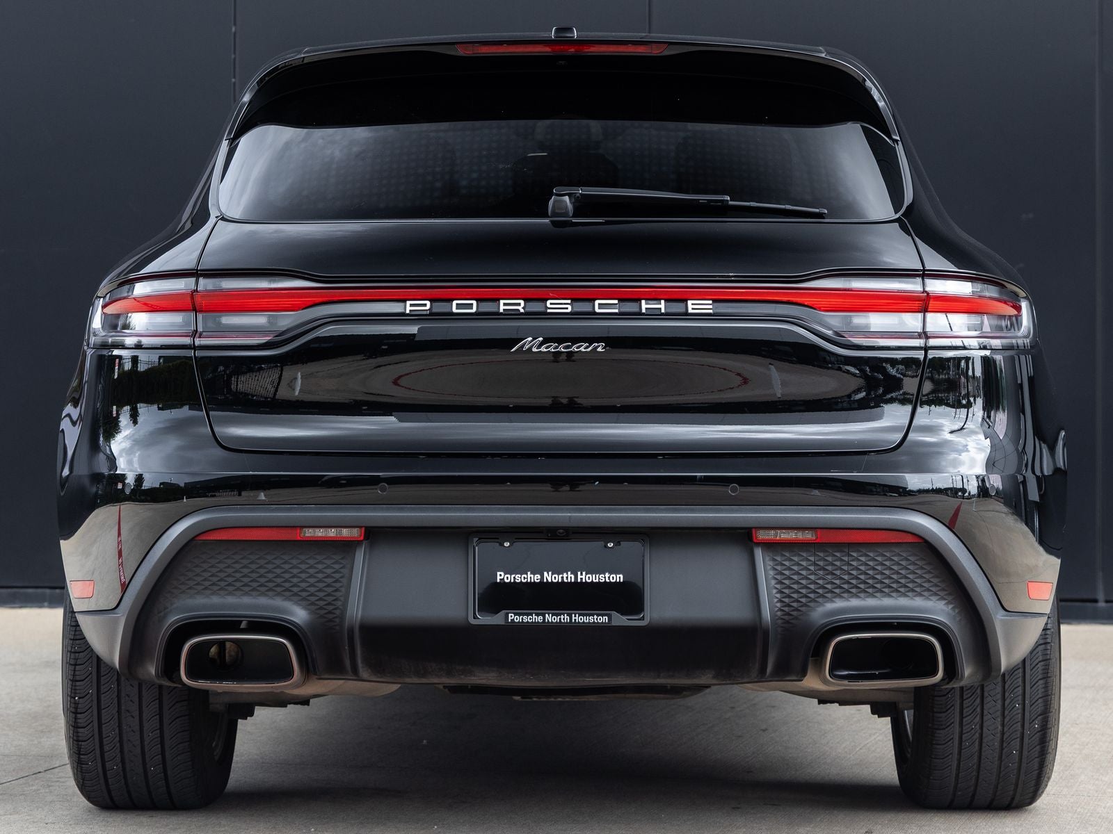 2024 Porsche Macan Macan (MY24)