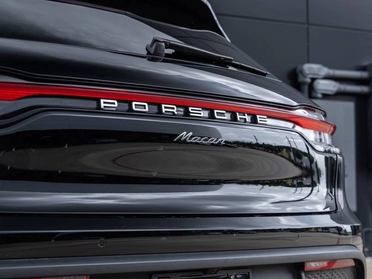 2024 Porsche Macan Macan (MY24)