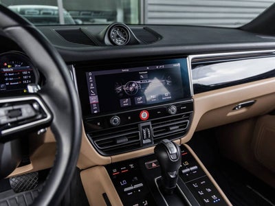 2024 Porsche Macan Macan (MY24)