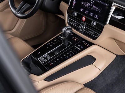 2024 Porsche Macan Macan (MY24)