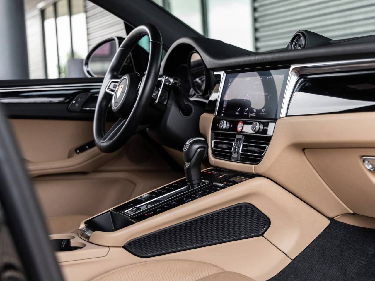 2024 Porsche Macan Macan (MY24)