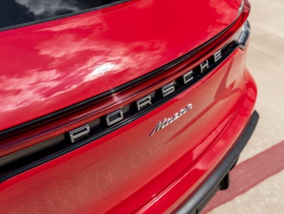 2024 Porsche Macan Macan (MY24)