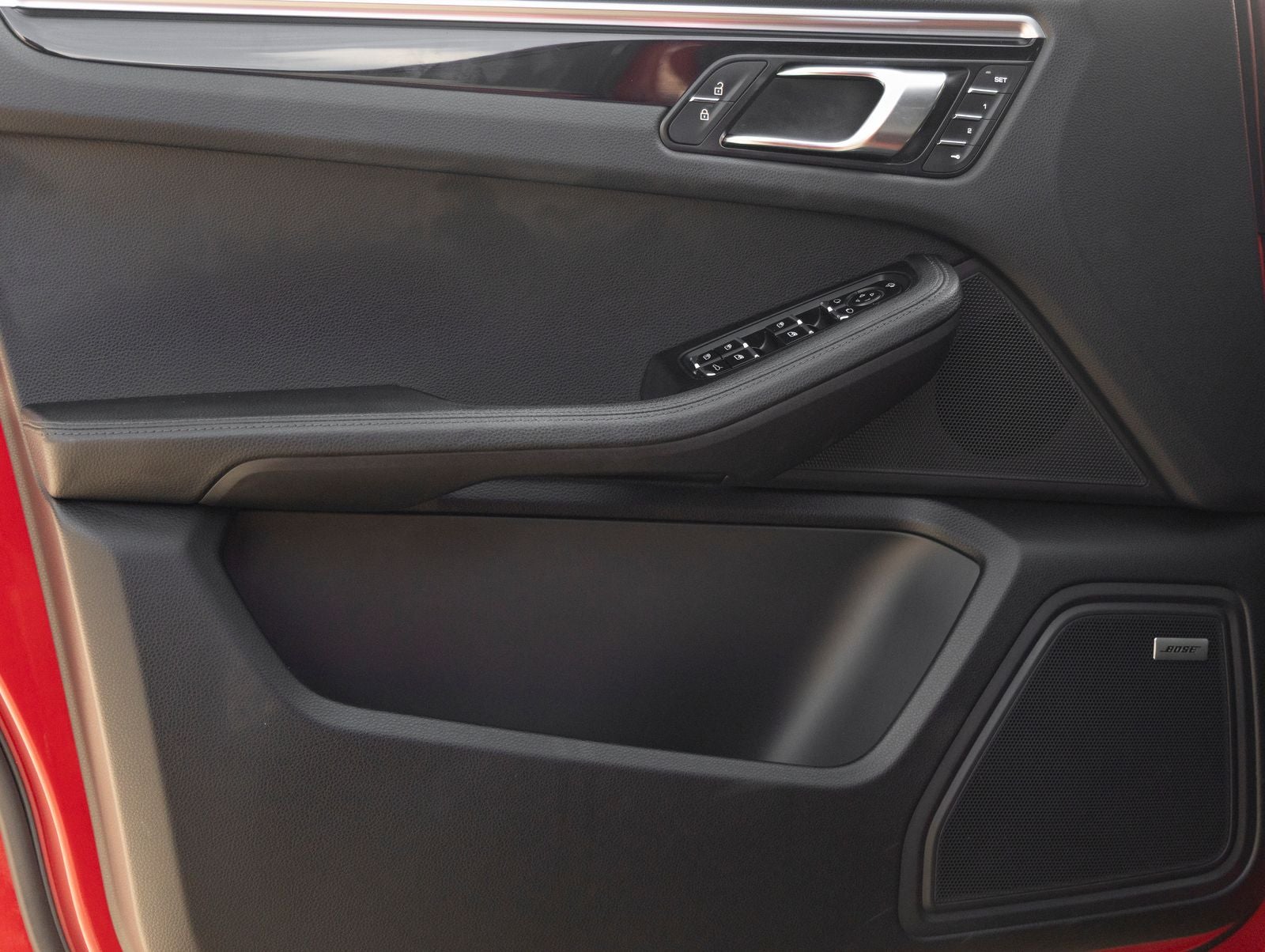 2024 Porsche Macan Macan (MY24)