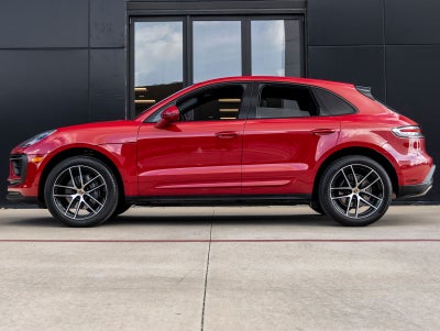 2024 Porsche Macan Macan (MY24)