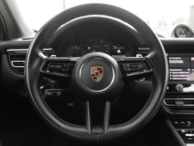 2024 Porsche Macan Macan (MY24)