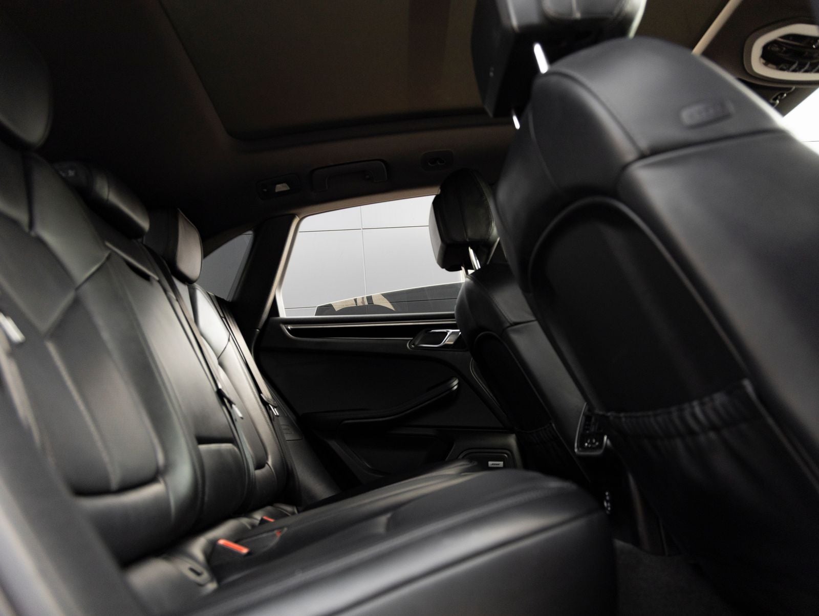 2024 Porsche Macan Macan (MY24)