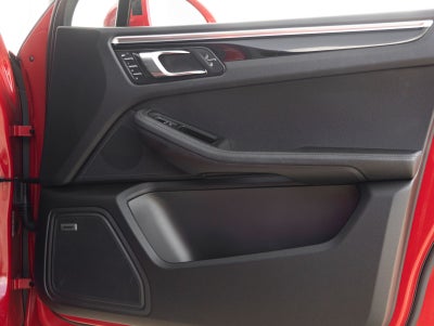 2024 Porsche Macan Macan (MY24)