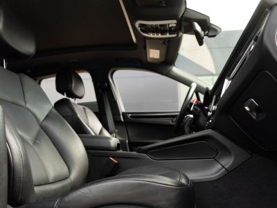 2024 Porsche Macan Macan (MY24)