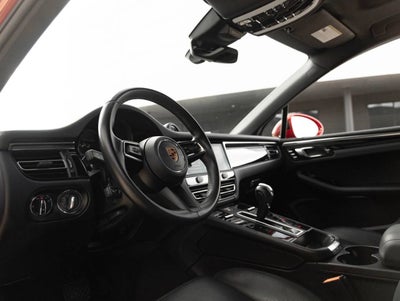 2024 Porsche Macan Macan (MY24)
