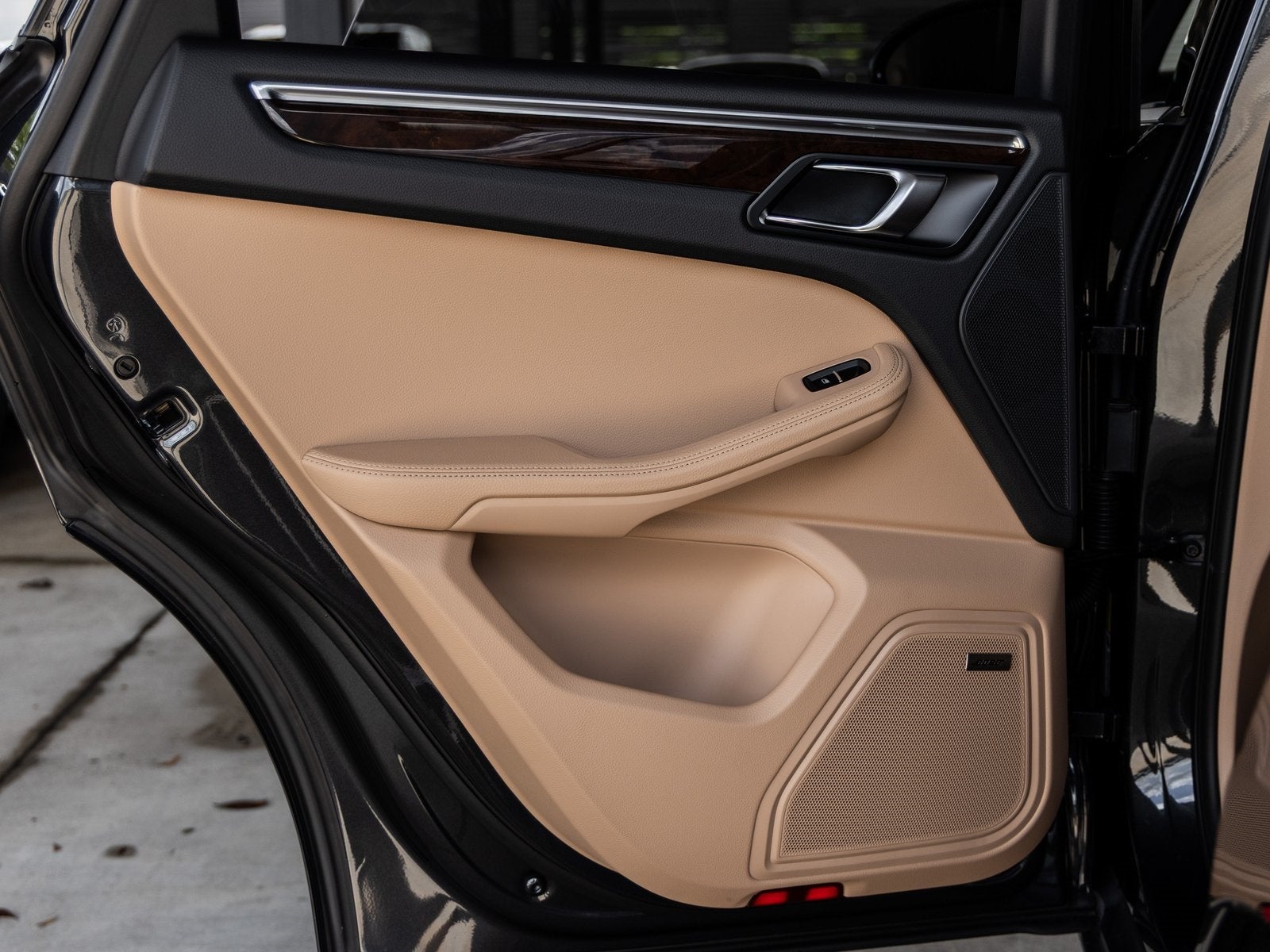 2025 Porsche Macan Macan