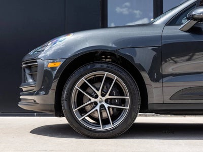 2025 Porsche Macan Macan