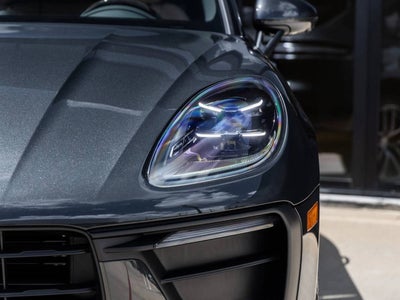 2025 Porsche Macan Macan