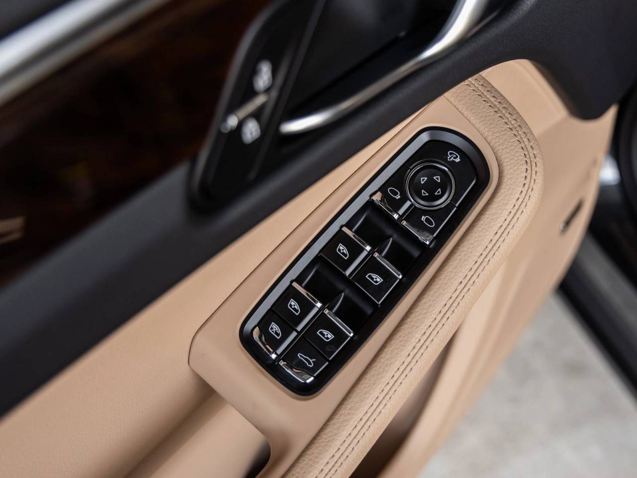 2025 Porsche Macan Macan