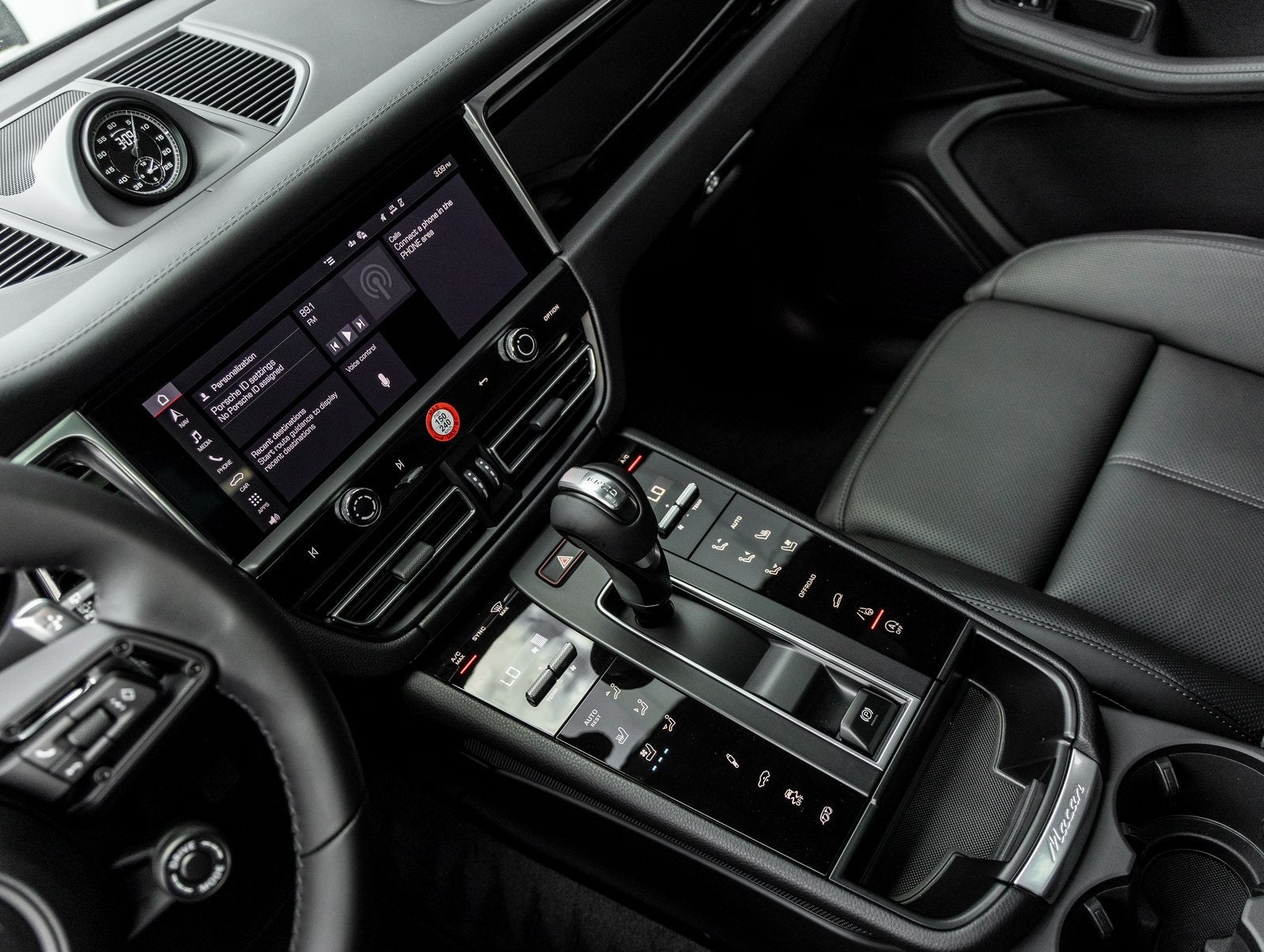 2026 Porsche Macan Macan T