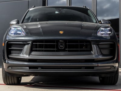 2026 Porsche Macan Macan T