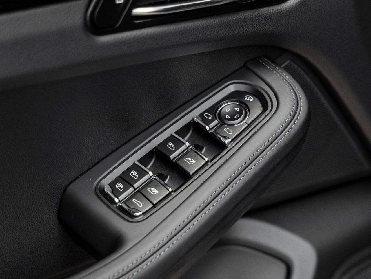 2026 Porsche Macan Macan T