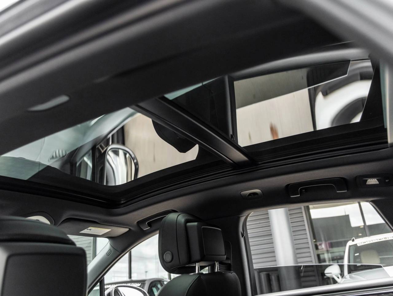 2026 Porsche Macan Macan T