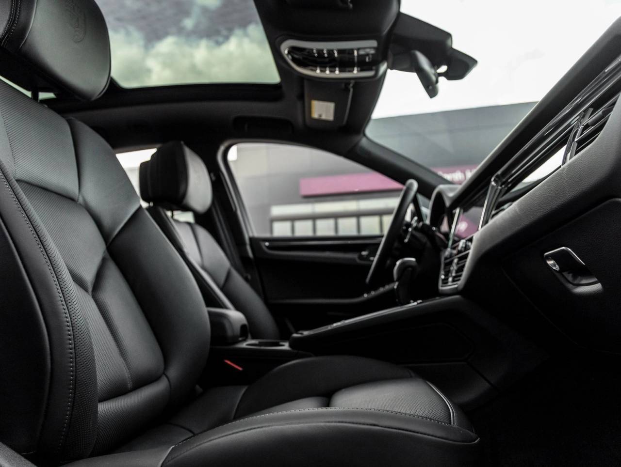 2026 Porsche Macan Macan T