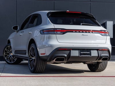 2026 Porsche Macan AWD