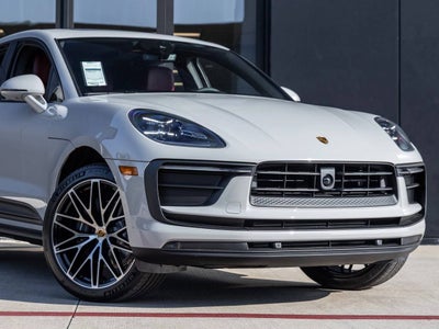 2026 Porsche Macan AWD