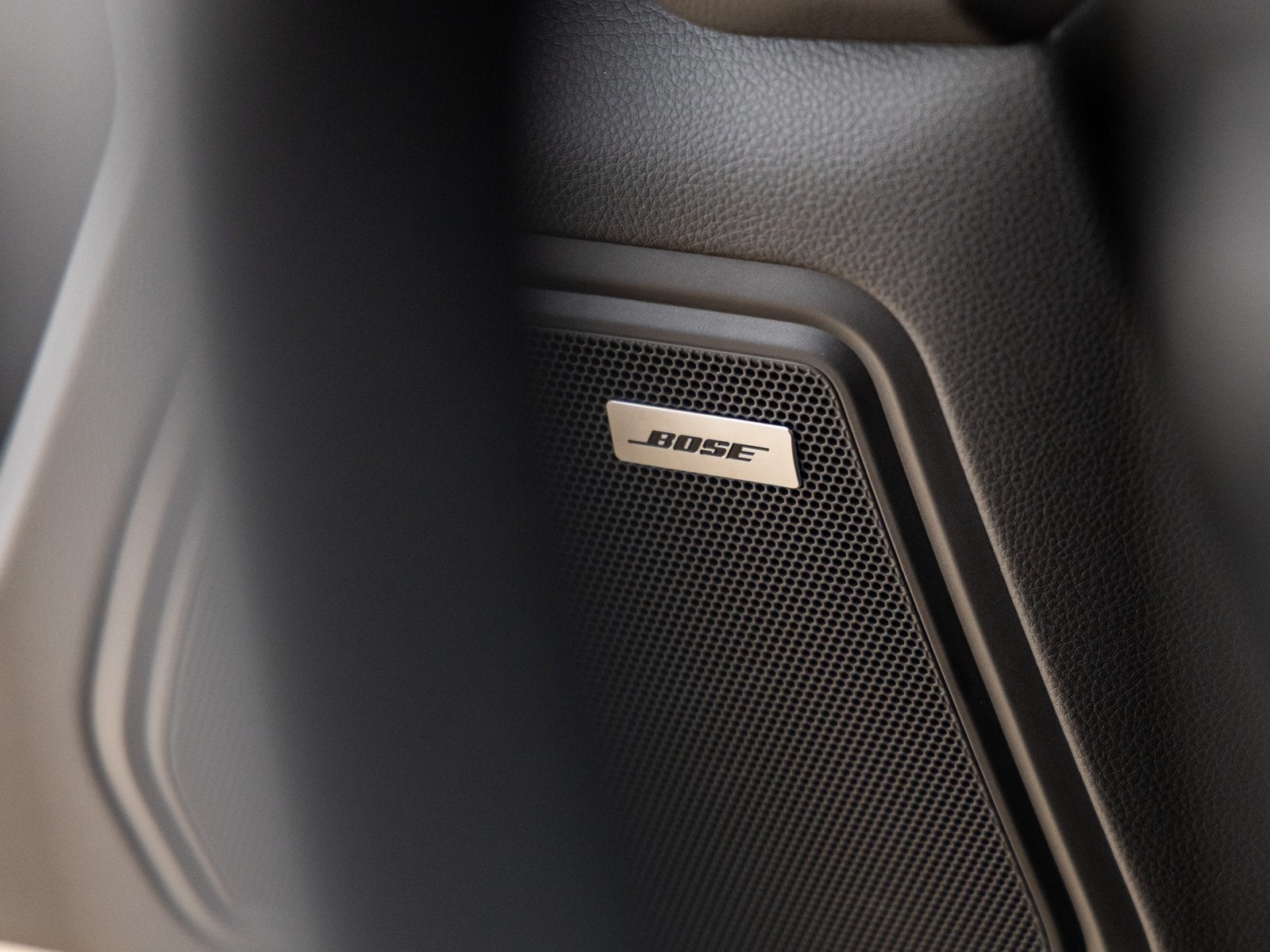 2026 Porsche Macan Macan T