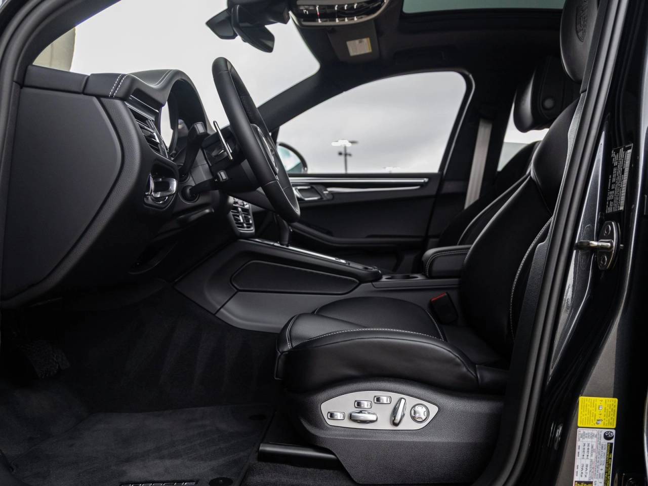 2026 Porsche Macan Macan T