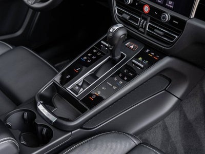 2026 Porsche Macan Macan T